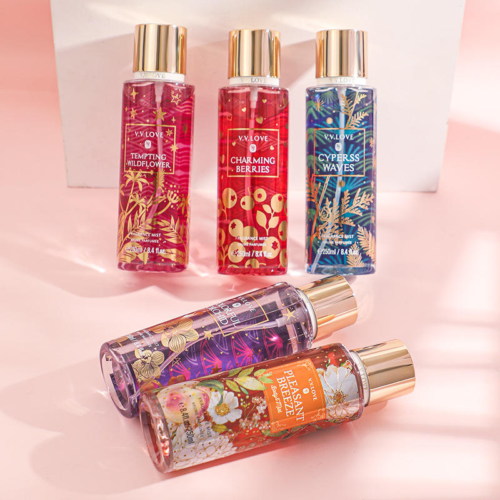 Victoria perfume crosses over to Victoria body spray perfume, the final fragrance of the eldest lady blossoms and bears fruit.